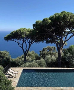 Aménagement extérieur à Tourrettes-sur-Loup